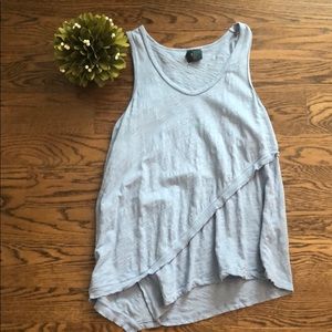 Cute layered sleeveless top from Anthropologie 💕